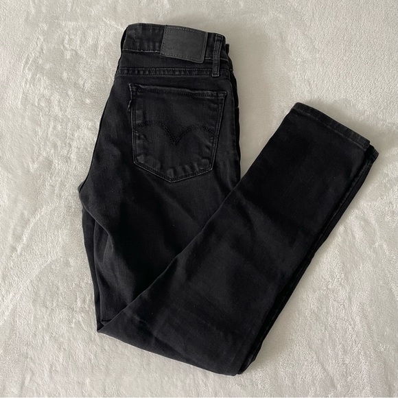 Levi’s 711 Skinny - Picture 3 of 5